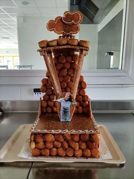 Croquembouche (16)